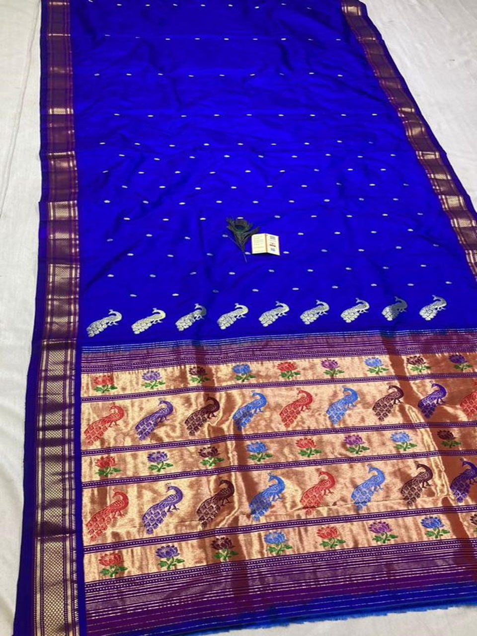 Pure silk maharani yeola handloom paithani and 30 mor padar paithani