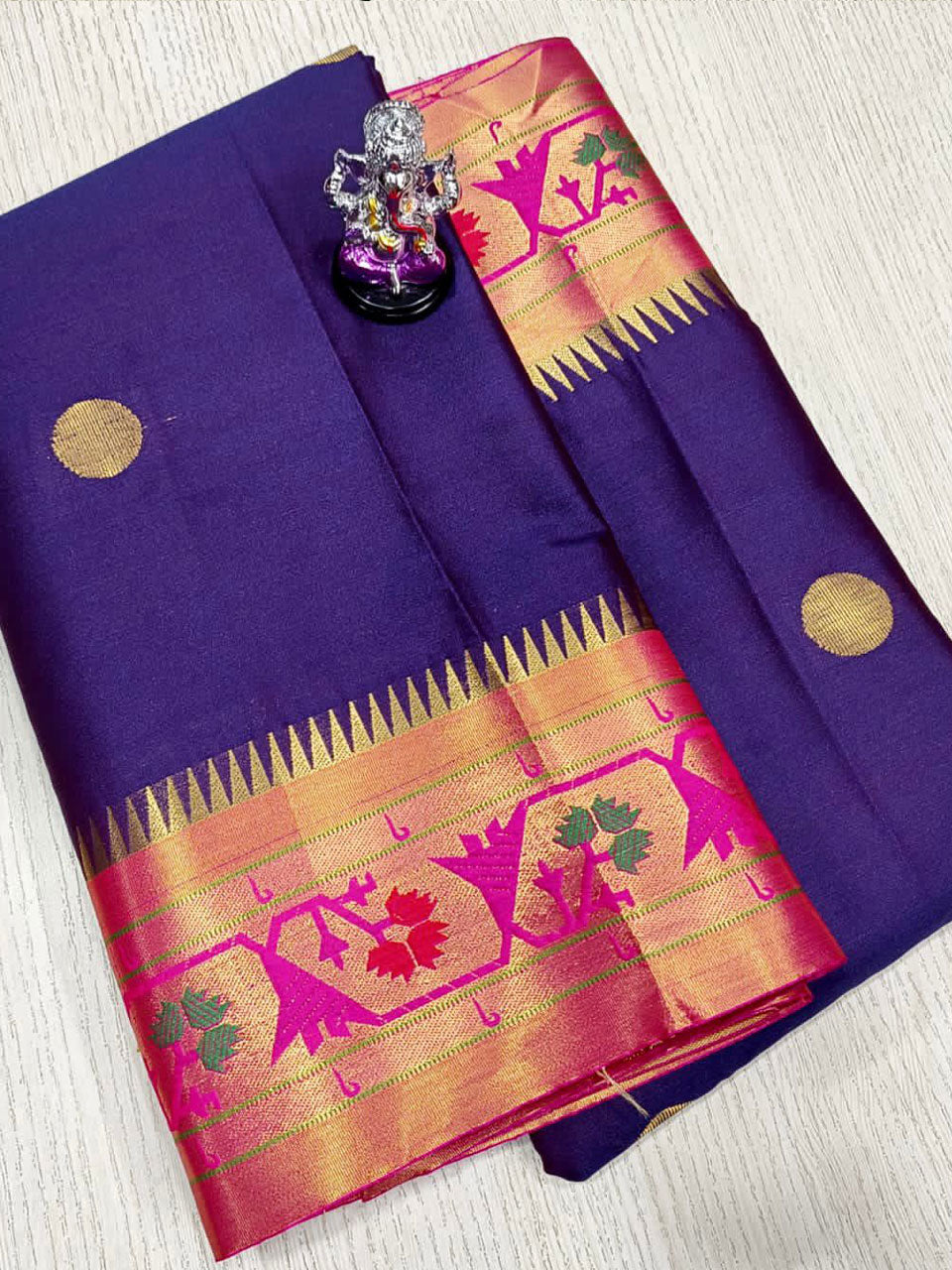 Aasavali Border Paithani soft silk