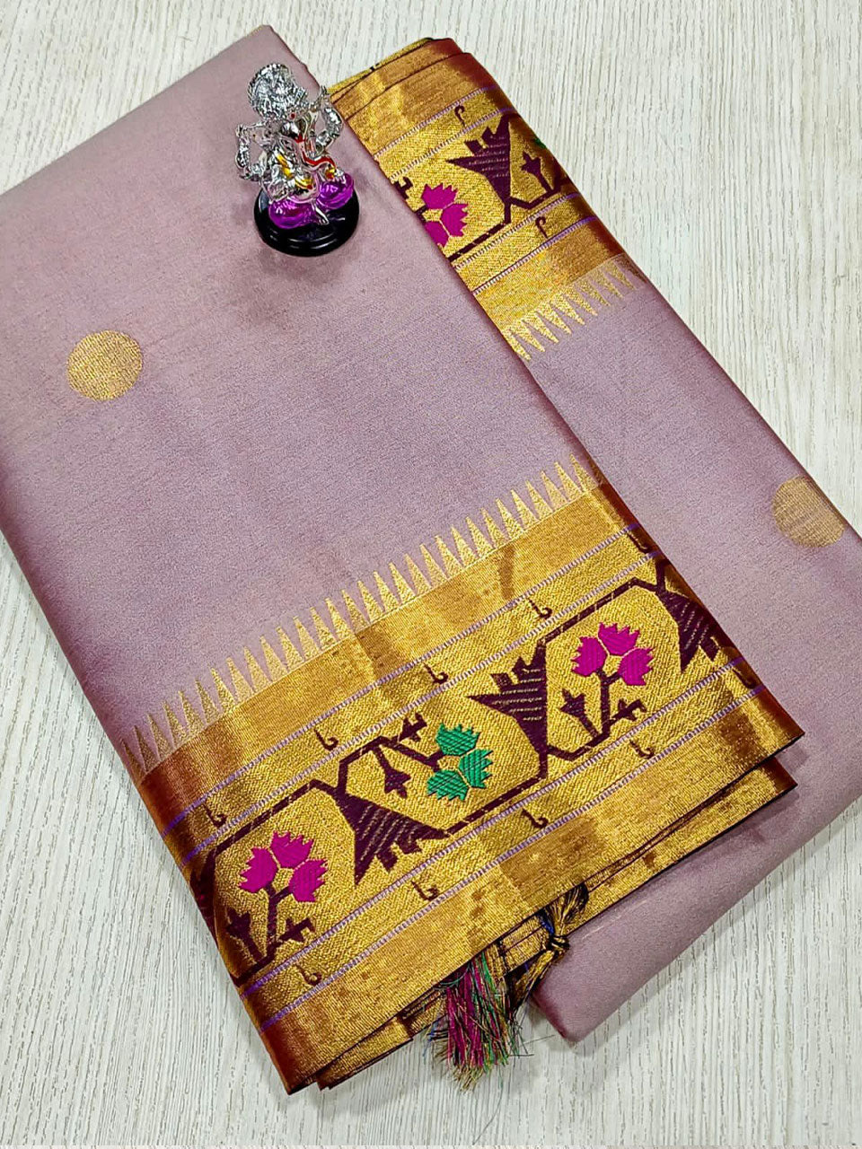 Aasavali Border Paithani soft silk