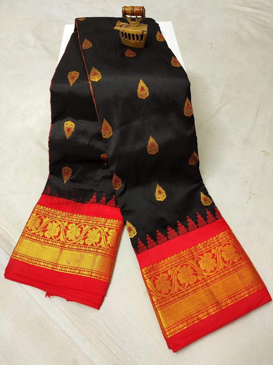 Pure Silk Handloom Paithani Saree