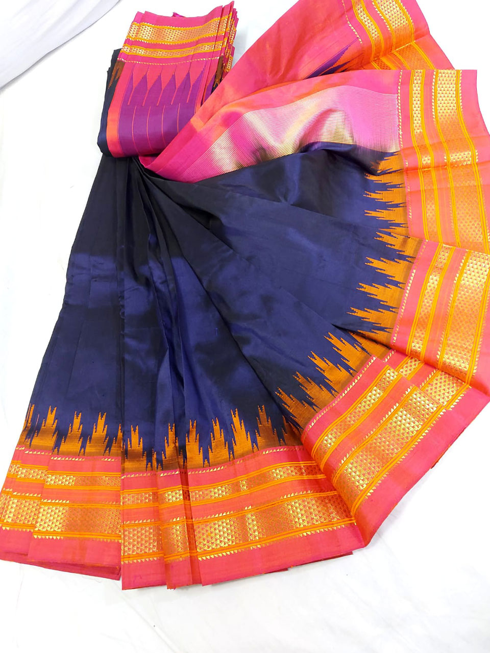 Pure silk Handloom Irkal Top pallu