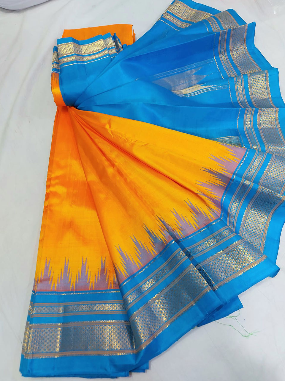 Pure silk Handloom Irkal