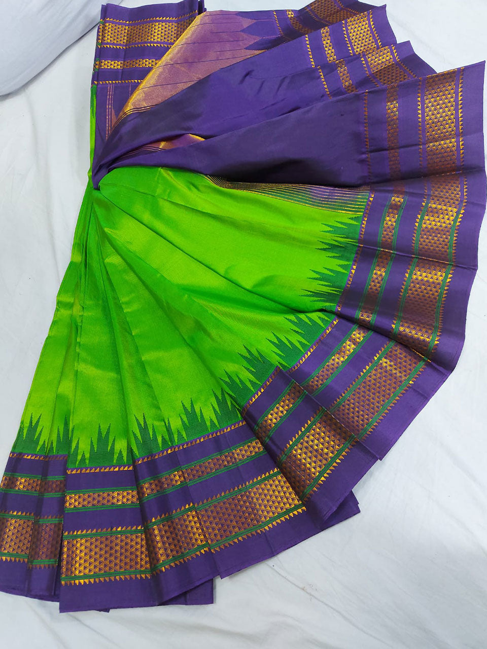 Pure silk Handloom Irkal